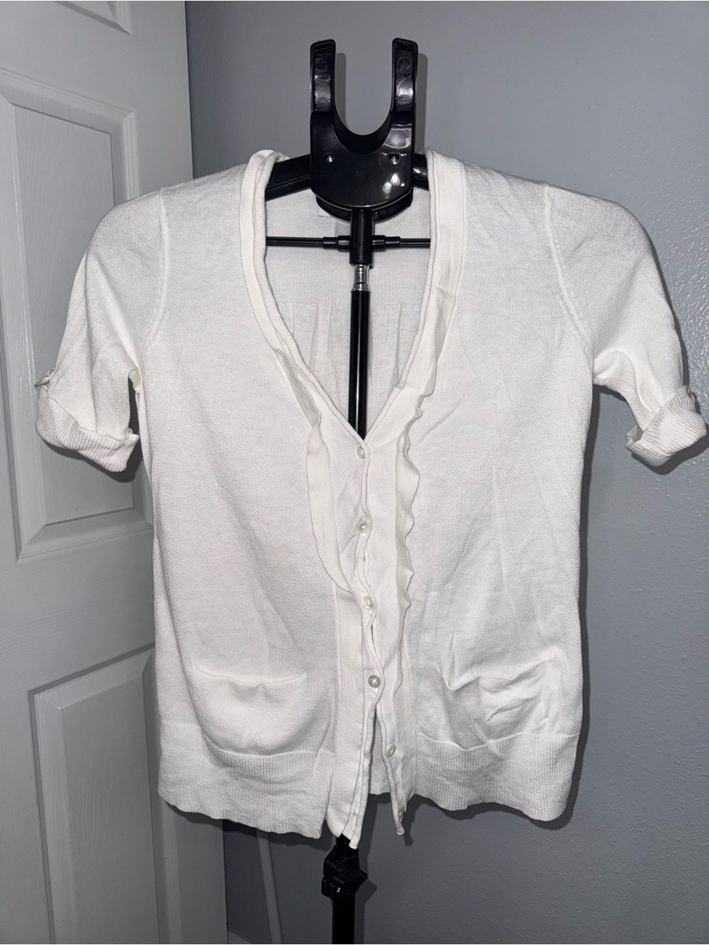 LOFT Petites SP White Ruffle Cardigan Sweater Wool Blend Roll Tab Short Sleeve